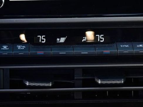 Certified 2025 Toyota Camry LE image 21