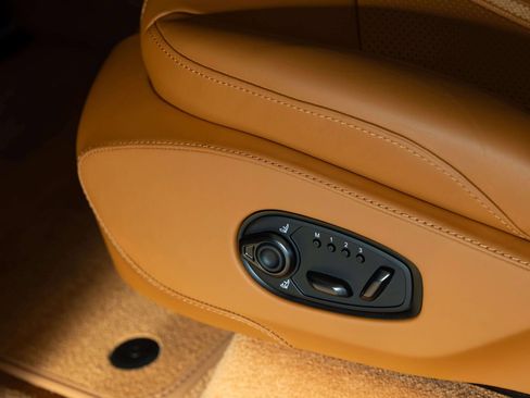 New 2026 Aston Martin DBX 707 image 18