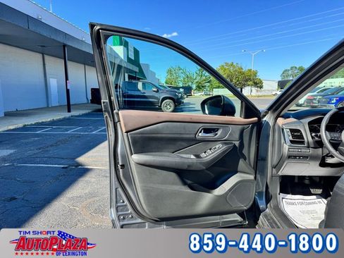 Used 2023 Nissan Rogue SV w/ SV Premium B Package AWD/4WD image 54