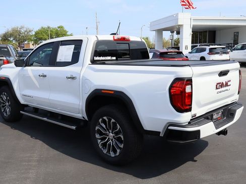 Used 2026 GMC Canyon Denali image 6