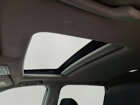 Used 2023 Honda CR-V EX image 16