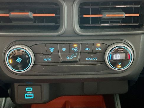 Used 2022 Ford Maverick XLT w/ Equipment Group 300A Standard AWD/4WD image 10