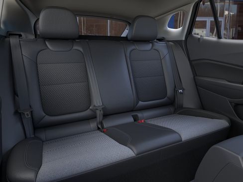 New 2026 Chevrolet Trax LT w/ Driver Confidence Package FWD image 17