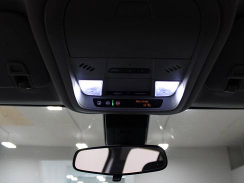 Certified 2021 Chevrolet Equinox LT image 50