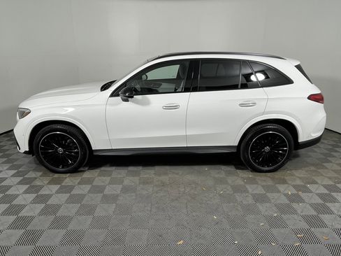 New 2026 Mercedes-Benz GLC 300 image 2