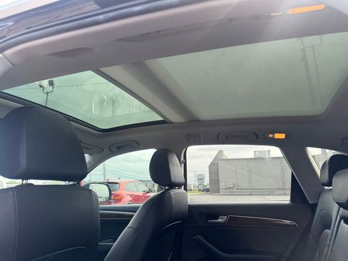 Used 2016 Audi Q5 2.0T Premium Plus w/ Technology Package image 7