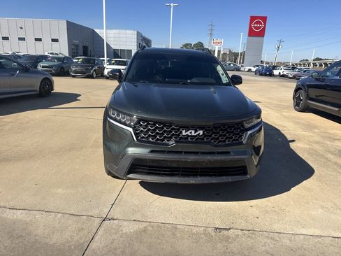 Used 2022 Kia Sorento S image 5