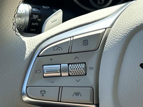 New 2026 Genesis G70 2.5T Prestige image 30