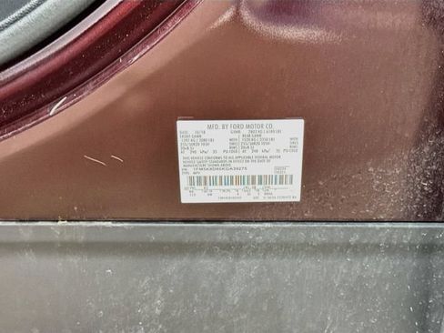 Used 2019 Ford Explorer XLT w/ Equipment Group 202A AWD/4WD image 34