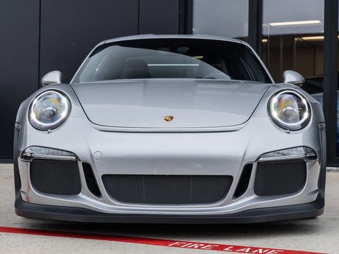 Certified 2016 Porsche 911 GT3 RS RWD image 8
