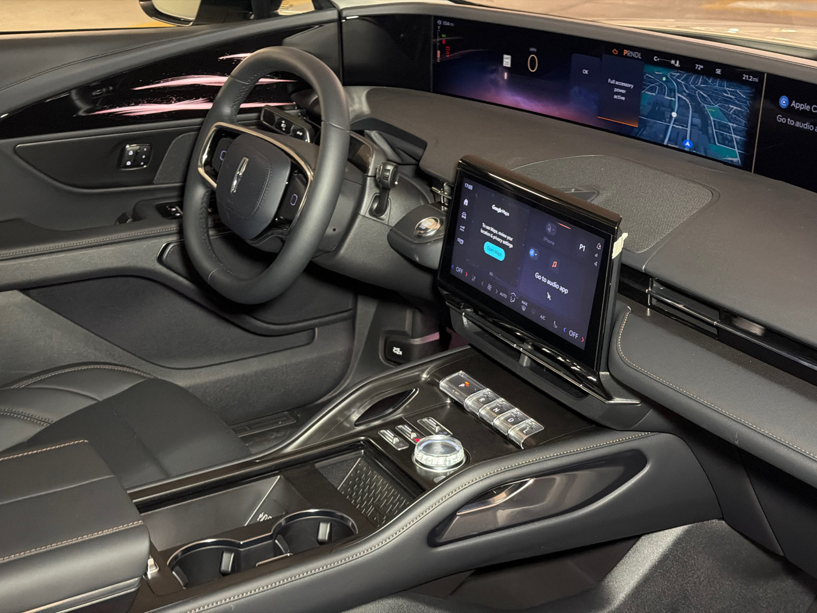 New 2026 Lincoln Nautilus Premier AWD/4WD image 10