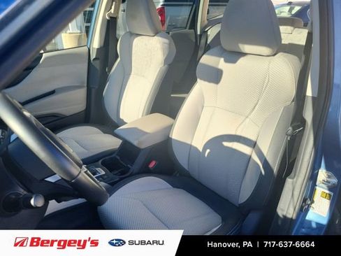 Used 2021 Subaru Forester Premium image 11