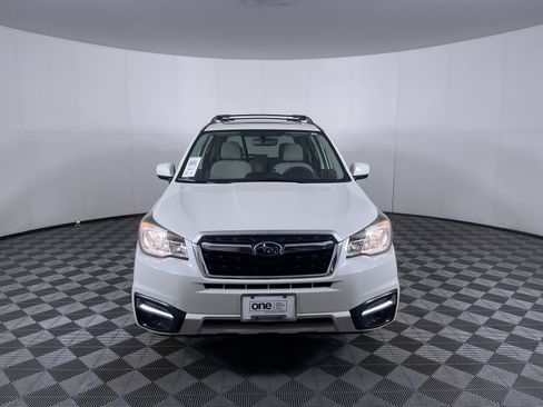 Used 2017 Subaru Forester 2.5i Premium w/ All-Weather Package image 28