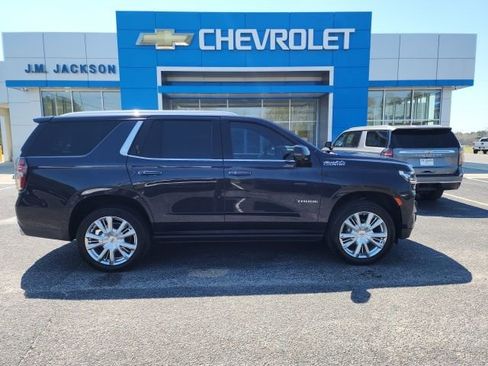 Used 2022 Chevrolet Tahoe High Country image 6