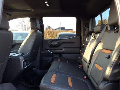 Used 2021 GMC Sierra 1500 AT4 w/ AT4 Premium Package image 24