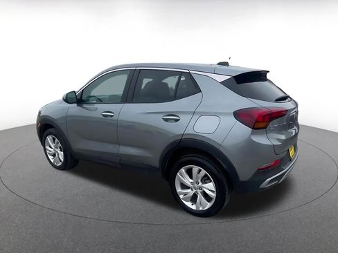 Used 2025 Buick Encore GX Preferred AWD/4WD image 10