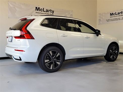 New 2026 Volvo XC60 B5 Core w/ Protection Package Premier image 3