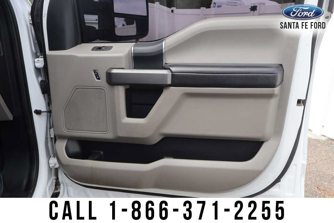 Used 2020 Ford F250 XLT w/ FX4 Off-Road Package AWD/4WD image 27
