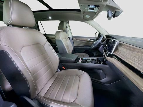 New 2026 Volkswagen Atlas SEL image 29