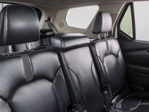 Used 2023 Honda Pilot Touring image 29