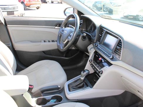 Used 2018 Hyundai Elantra Value Edition image 12