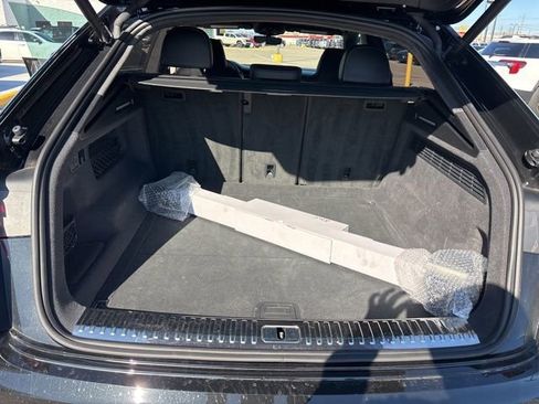 Used 2023 Audi SQ8 Prestige image 38