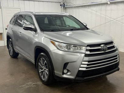 Used 2017 Toyota Highlander XLE