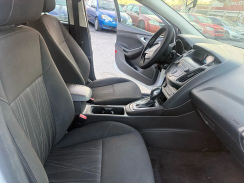 Used 2018 Ford Focus SE image 14