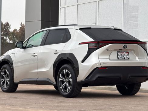 Certified 2024 Toyota bZ4X XLE image 7