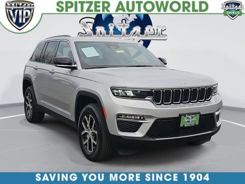 Used 2024 Jeep Grand Cherokee Limited image 1