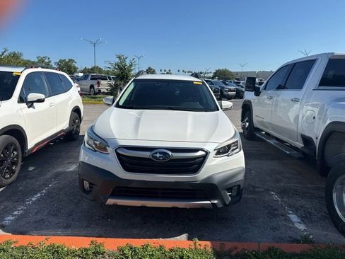 Used 2020 Subaru Outback Limited AWD/4WD image 2