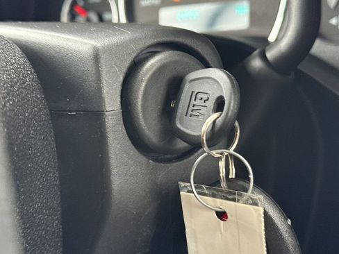 Used 2020 Chevrolet Express 3500 LS RWD image 25