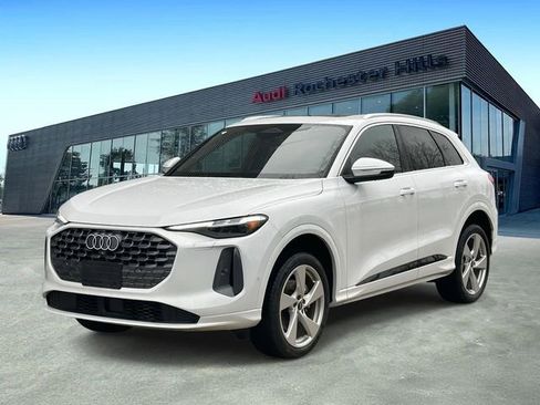 New 2025 Audi Q5 Premium Plus image 1