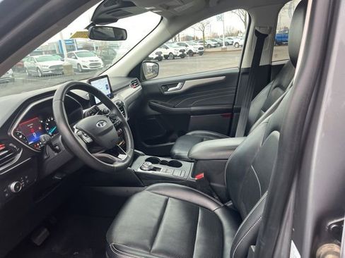 Certified 2021 Ford Escape SEL image 21