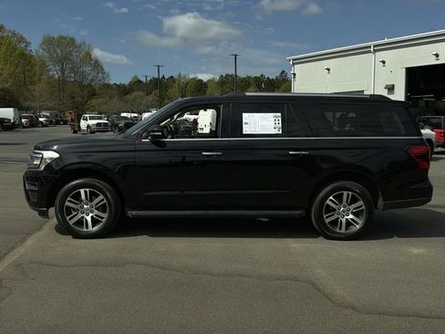 Used 2024 Ford Expedition Max Limited image 10