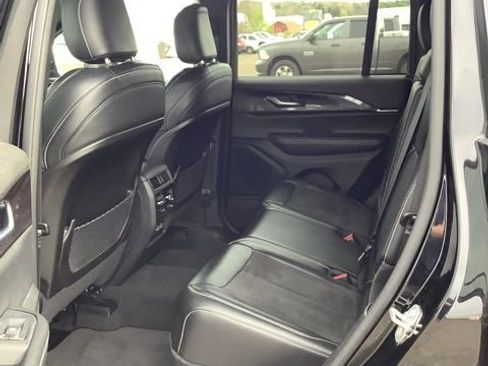 Certified 2023 Jeep Grand Cherokee Altitude AWD/4WD image 18
