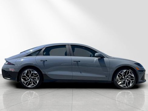 Used 2024 Hyundai Ioniq 6 SEL RWD image 3