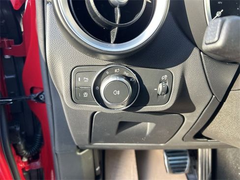 New 2025 Alfa Romeo Stelvio Sprint image 13