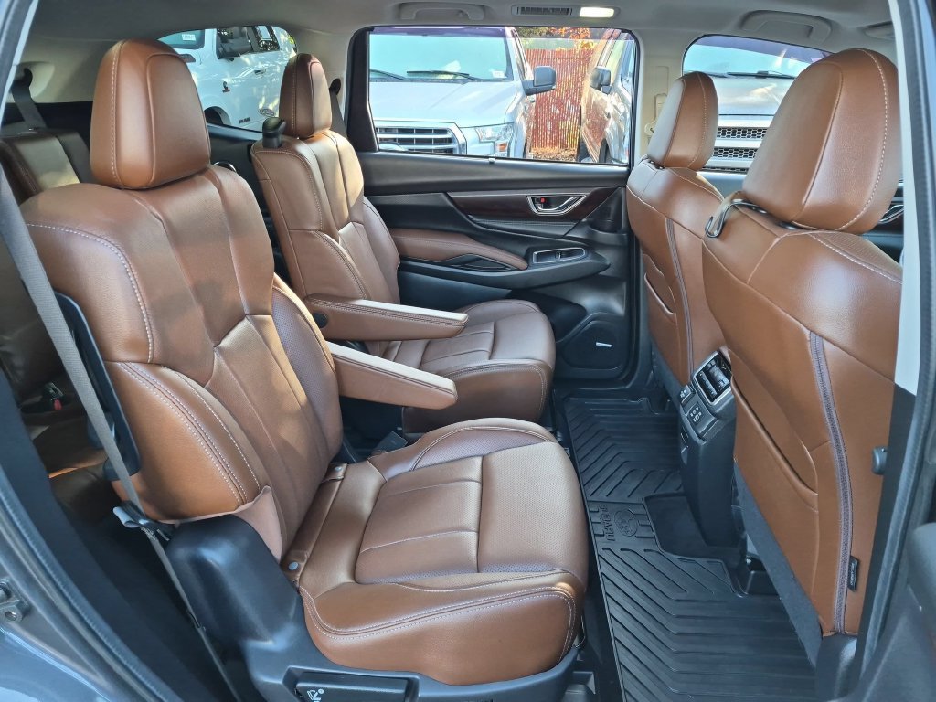 Used 2023 Subaru Ascent Touring AWD/4WD image 15