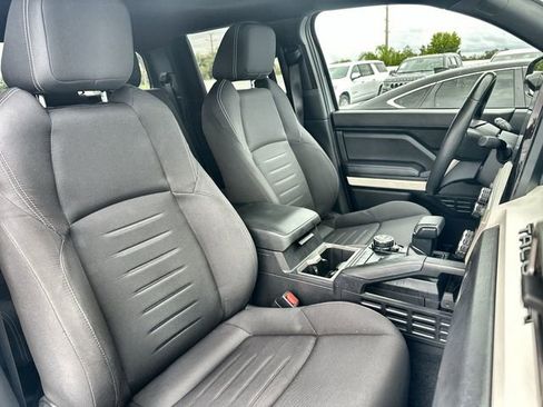 Used 2024 Toyota Tacoma TRD Off-Road image 28