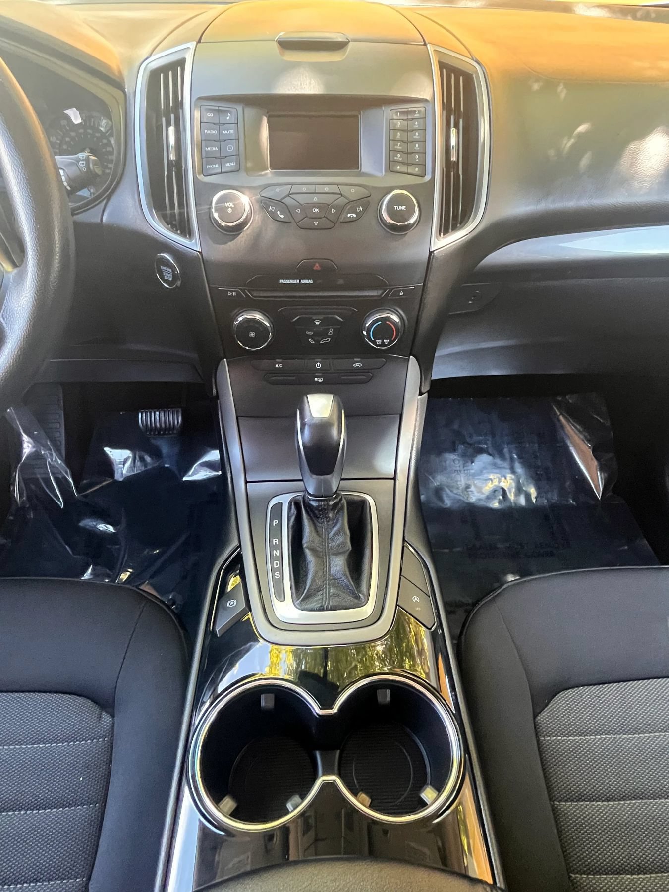 Used 2018 Ford Edge SE FWD image 15