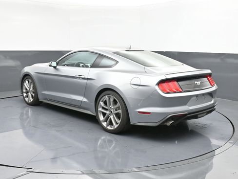 Used 2022 Ford Mustang Premium w/ Equipment Group 201A image 6