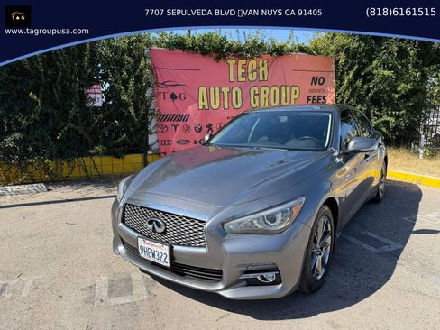 Used 2017 INFINITI Q50 Signature Edition w/ Cargo Package (L95) RWD image 1