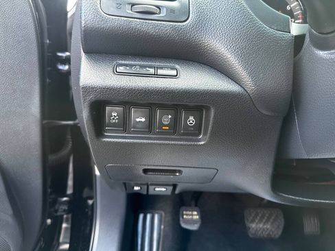 Used 2013 Nissan Altima 3.5 SL w/ Technology Pkg FWD image 16
