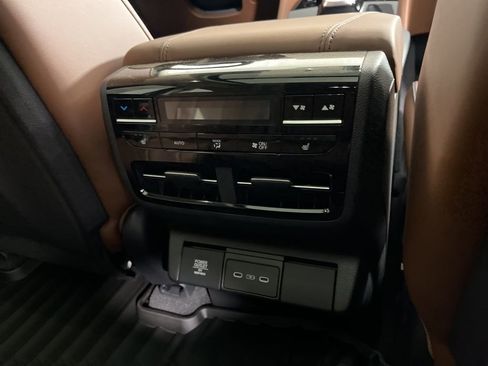 New 2026 Acura MDX w/ Advance Package image 18