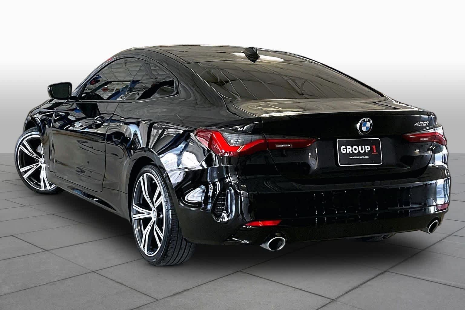 Used 2021 BMW 430i Coupe w/ Convenience Package RWD image 11