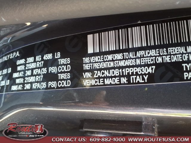 Used 2023 Jeep Renegade Latitude AWD/4WD image 37