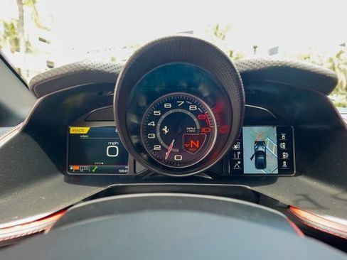 Used 2020 Ferrari 812 Superfast RWD image 68