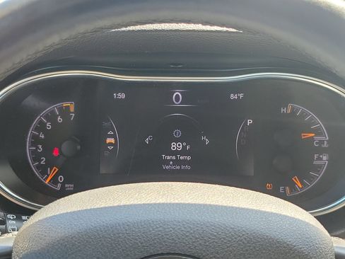 Used 2017 Jeep Grand Cherokee Limited image 20