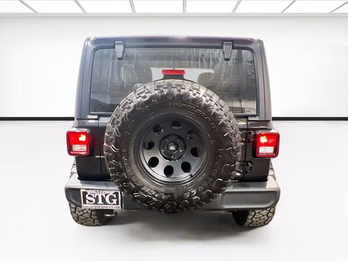 Used 2023 Jeep Wrangler Sport AWD/4WD image 5